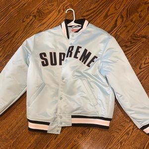 COPY - Supreme bomber jacket brand new